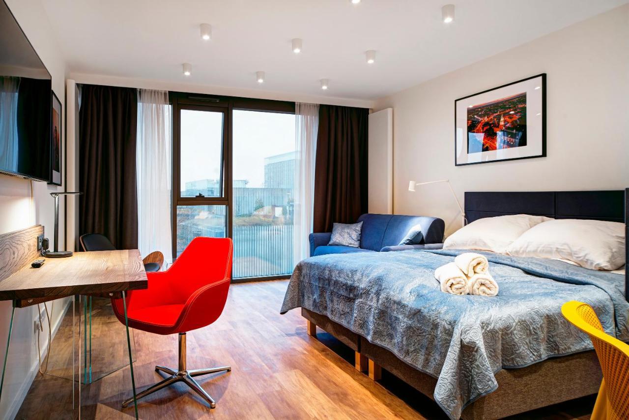 Apartment Easy Rent - Aperta Art - Basen & Lublin